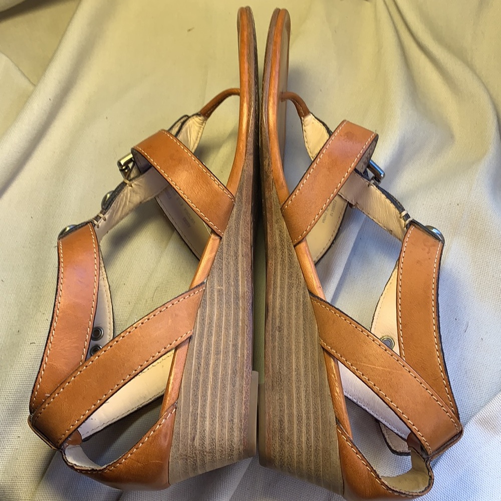 Coach slight wedge leather thong sandals EUC - Picture 9 of 16
